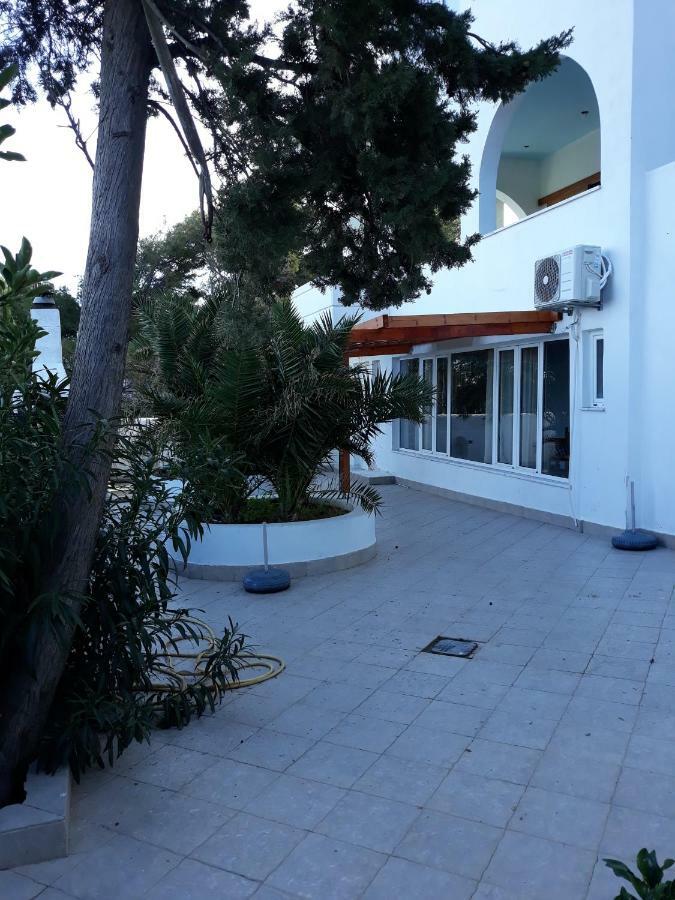 Perigiali Layrio Hotel Agia Marina Mikrolimanou Екстериор снимка